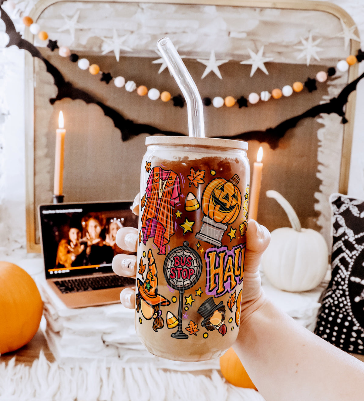 HalloweenTown Doodle 16 oz Glass Wrap